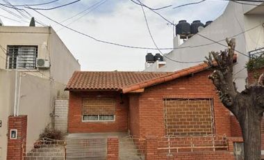 Terreno en venta - 215Mts2 - Ramos Mejía, La Matanza