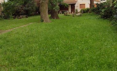 Casa en venta - 2 Dormitorios 1 Baño - Cochera - 866Mts2 - Longchamps, Almirante Brown