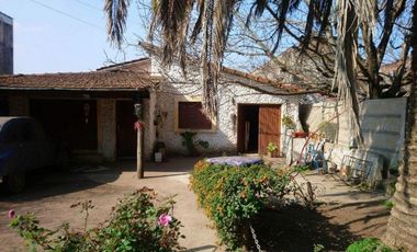 Casa en venta - 2 Dormitorios 1 Baño - Cochera - 866Mts2 - Longchamps, Almirante Brown