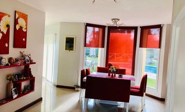 CHALET CON PILETA SOBRE 2 LOTES EN COUNTRY CLUB EL PARAISO