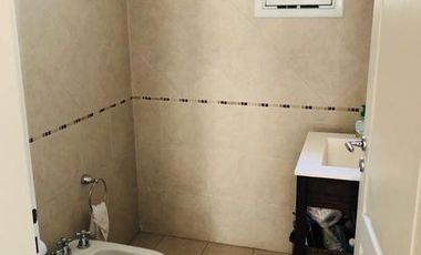 CHALET CON PILETA SOBRE 2 LOTES EN COUNTRY CLUB EL PARAISO