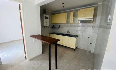 Casa al frente PH  2 dormitorios