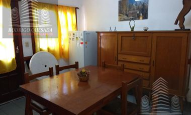 COMODO TRIPLEX A DOS CUADRAS DEL MAR