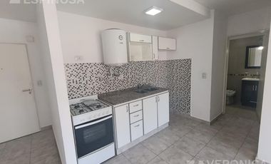 Departamento de dos ambientes en alquiler, Morón. Excelente ubicación.