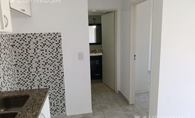 Departamento de dos ambientes en alquiler, Morón. Excelente ubicación.