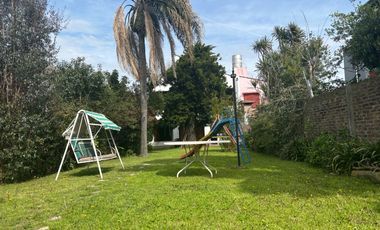 CASA DE 4 AMBIENTES MAS DEPENDENCIAS EN DOS PLANTAS