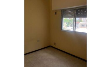 Jose Ingenieros 453 2º B. SAN LORENZO