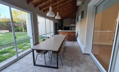 Casa en Altos de Hudson I