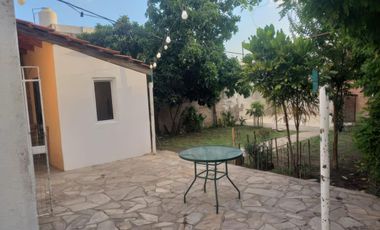 Casa en venta - 3 Dormitorios 1 Baño - Cochera - 330mts2 - Zárate