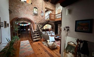 CASA EN VENTA, COYOACÁN.