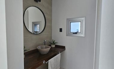 Casa  de 3 Dormitorios, Villa Allende Golf- Hounsing Punta Golf