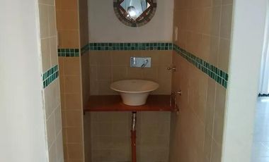 Casa en venta - 2 Dormitorios 1 Baño - Cochera - 272Mts2 - Villa Garibaldi, La Plata