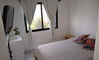 Casa en venta - 2 Dormitorios 1 Baño - Cochera - 272Mts2 - Villa Garibaldi, La Plata