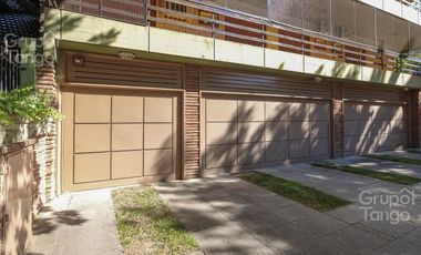 Venta Departamento Villa Devoto Cinco Ambientes Frente Balcón Jardín Dependencia Cocheras