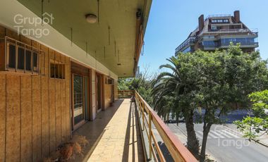 Venta Departamento Villa Devoto Cinco Ambientes Frente Balcón Jardín Dependencia Cocheras