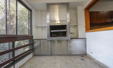 Venta Departamento Villa Devoto Cinco Ambientes Frente Balcón Jardín Dependencia Cocheras