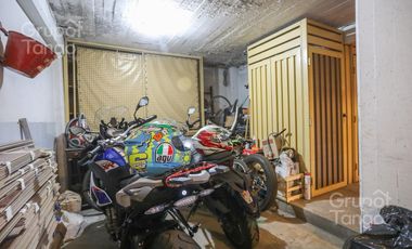 Venta Departamento Villa Devoto Cinco Ambientes Frente Balcón Jardín Dependencia Cocheras