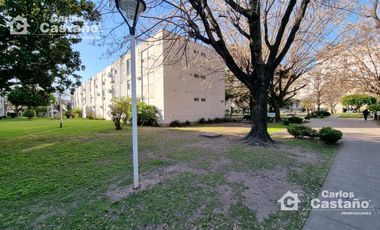 Depto 3 amb con cochera en complejo