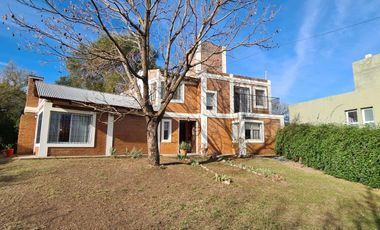 Casa en Villa Allende 4 dormitorios