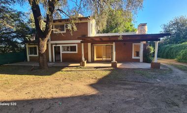 Casa en Villa Allende 4 dormitorios