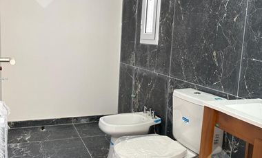 En Venta, Duplex de 3 Dormitorios, B. La Casona 2, Plottier