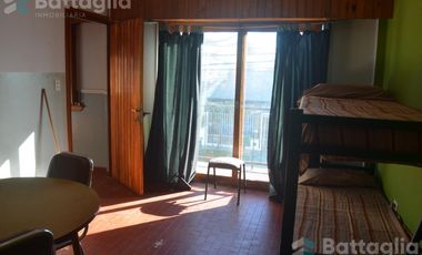 DEPARTAMENTO EN MAR DE AJO A TRES CUADRAS DEL MAR