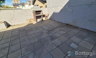 DEPARTAMENTO EN MAR DE AJO A TRES CUADRAS DEL MAR