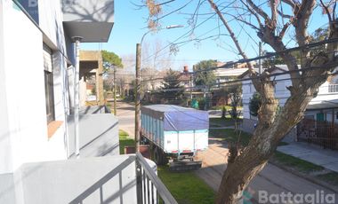 DEPARTAMENTO EN MAR DE AJO A TRES CUADRAS DEL MAR