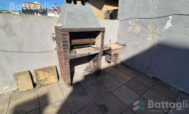 DEPARTAMENTO EN MAR DE AJO A TRES CUADRAS DEL MAR