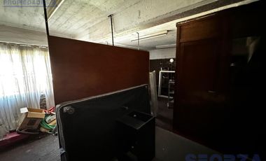 Dos amplios galpones en venta en San Miguel sobre avenida peron