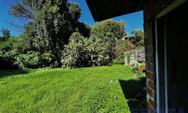 Dos amplios galpones en venta en San Miguel sobre avenida peron