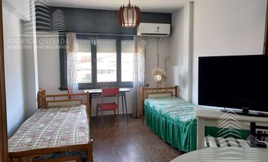 Departamento  2 ambientes amplio a metros del mar!! Retasado