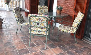 Casa 6 ambientes en Venta en  Florencio Varela