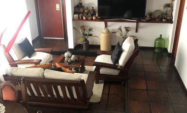 Casa 6 ambientes en Venta en  Florencio Varela