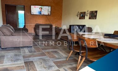 CASA EN VENTA EN COL FERROCARRILEROS, TEPIC, NAY. (G)