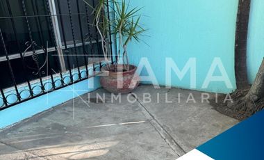 CASA EN VENTA EN COL FERROCARRILEROS, TEPIC, NAY. (G)