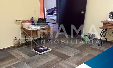 CASA EN VENTA EN COL FERROCARRILEROS, TEPIC, NAY. (G)