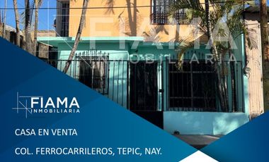 CASA EN VENTA EN COL FERROCARRILEROS, TEPIC, NAY. (G)