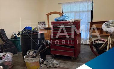 CASA EN VENTA EN COL FERROCARRILEROS, TEPIC, NAY. (G)