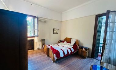 Imponente casa en el corazon de Olivos