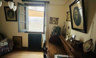 Imponente casa en el corazon de Olivos