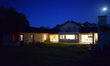 CASA DE CAMPO EN BARRIO PRIVADO MONET !!!