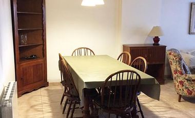 MUY BUEN DEPARTAMENTO EN PLENO CENTRO DE ADROGUÉ