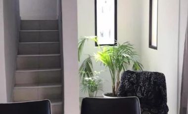 Casa en Venta - 4 Dormitorios 4 Baños - 800 mts2 - Ezeiza, Buenos Aires