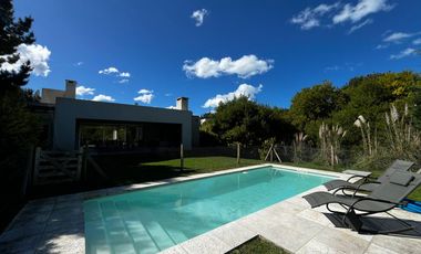 Casa en Venta en Costa Esmeralda Barrio Residencial I