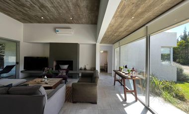 Casa en Venta en Costa Esmeralda Barrio Residencial I