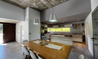 Casa en Venta en Costa Esmeralda Barrio Residencial I