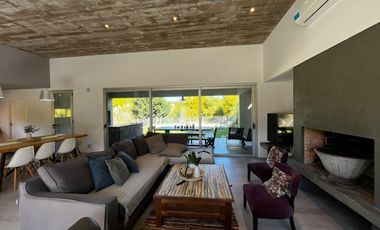 Casa en Venta en Costa Esmeralda Barrio Residencial I