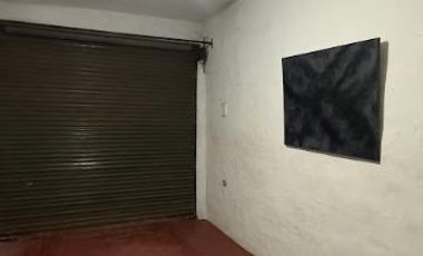 Casa en Venta - 3 Dormitorios 1 Baño Cochera -306 mts2 - Avellaneda, Buenos Aires