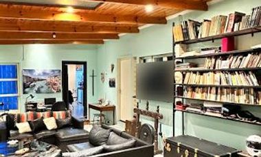 Casa en Venta - 3 Dormitorios 1 Baño Cochera -306 mts2 - Avellaneda, Buenos Aires